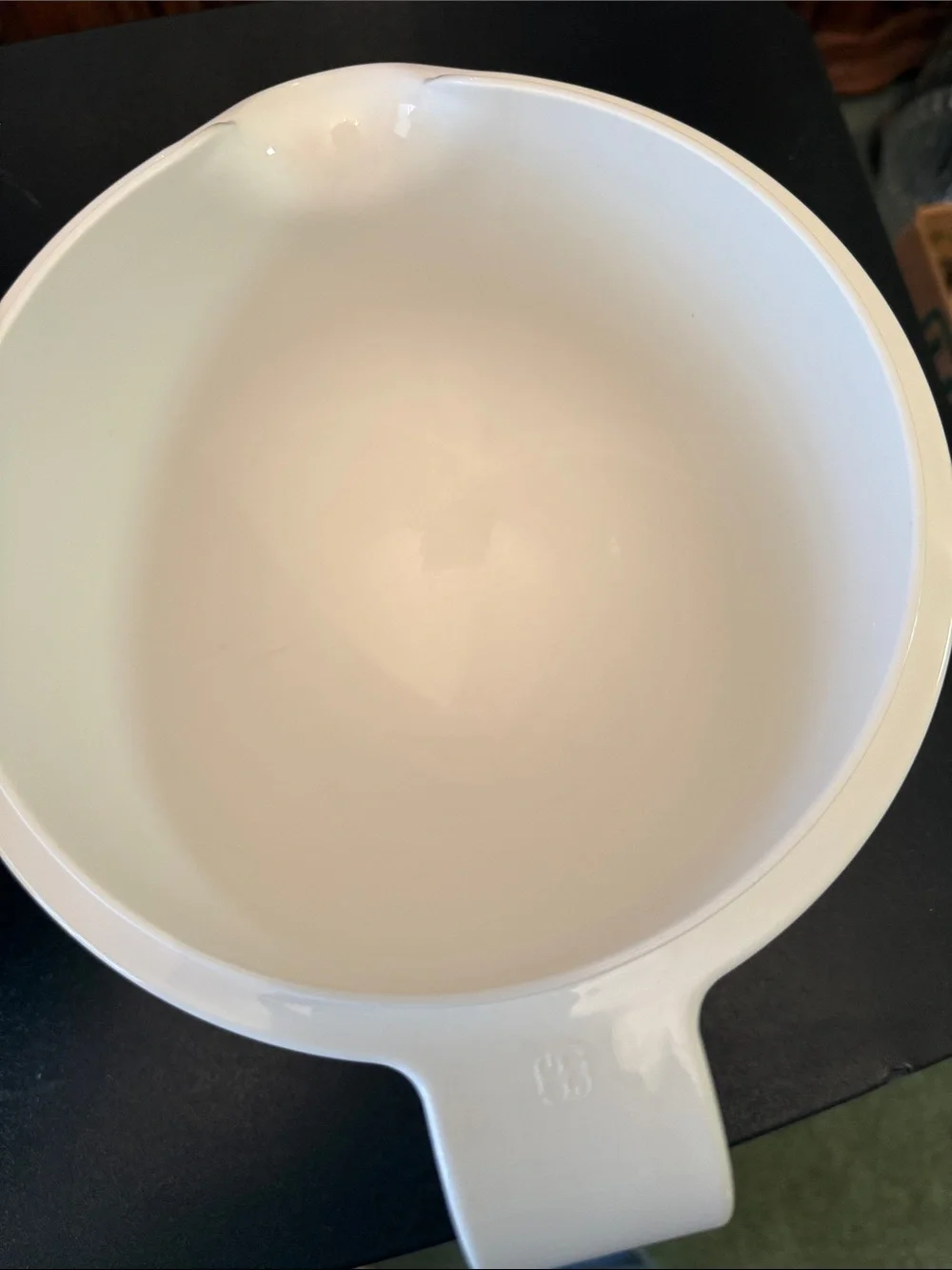 Guzzini Vintage Made in Italy White Mixing Bowls with Pour Spouts - Set of 2